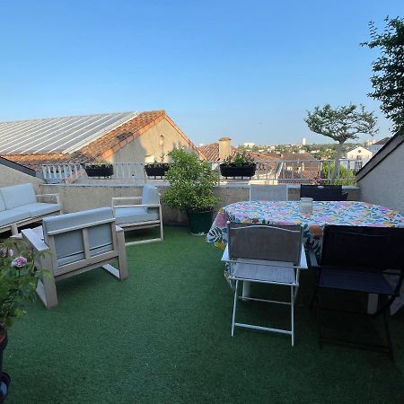 Grand Appartement Hypercentre Avec Terrasse Et Parking بواتييه المظهر الخارجي الصورة