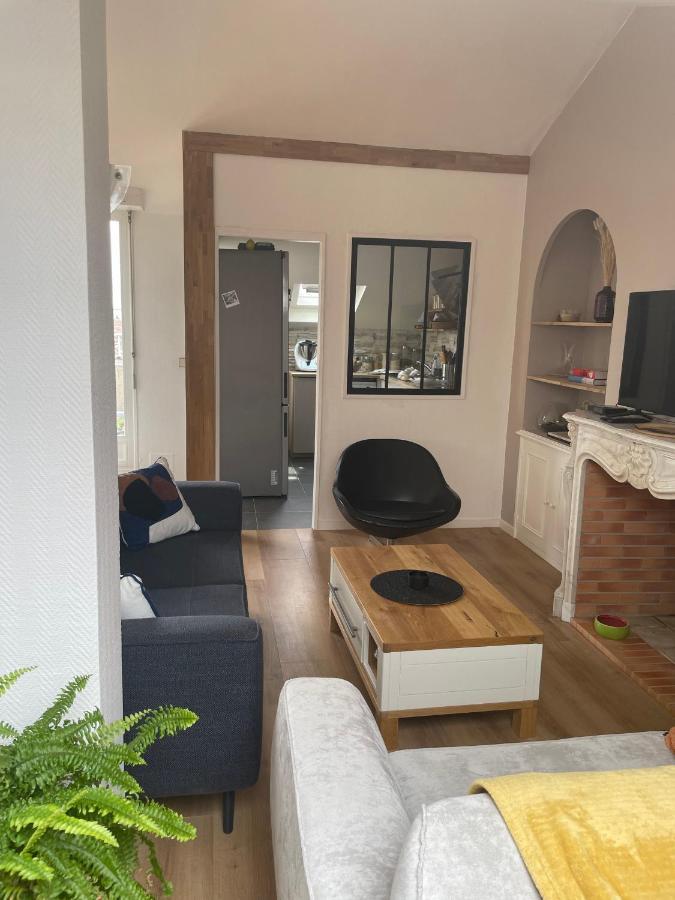Grand Appartement Hypercentre Avec Terrasse Et Parking بواتييه المظهر الخارجي الصورة