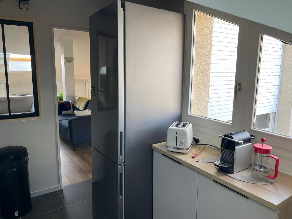Grand Appartement Hypercentre Avec Terrasse Et Parking بواتييه المظهر الخارجي الصورة